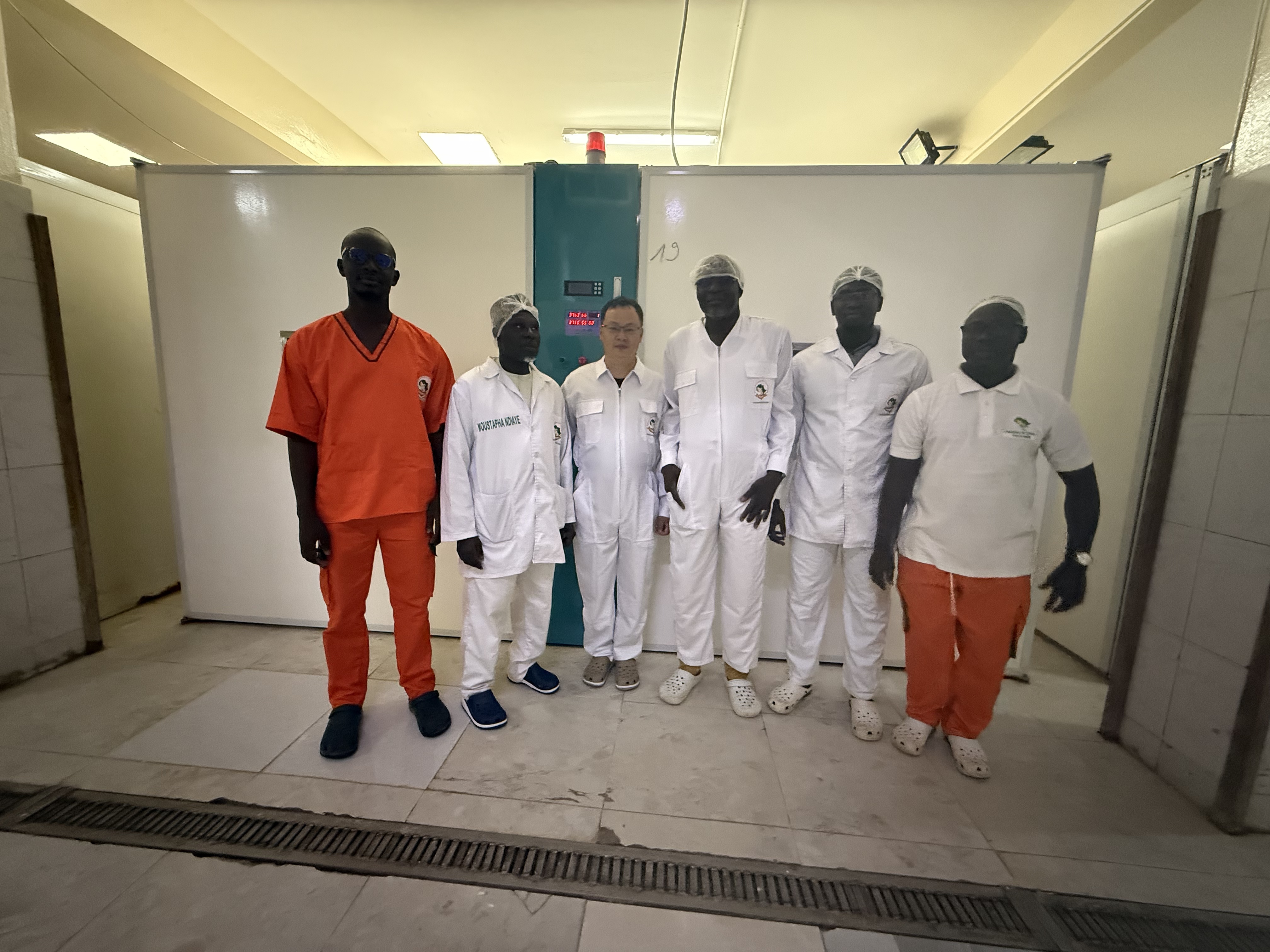 Laatste bedrijfsblogs De meest kosteneffectieve eierbroedmachine met 57.600 capaciteit voor commerciële pluimvee startups